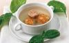 Бульон с мясными блинчиками